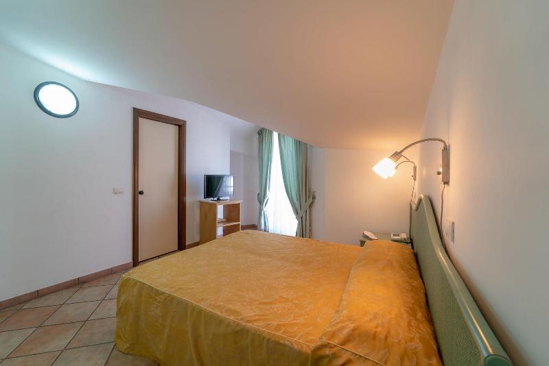 Hotel Il Ceppo Agropoli Kültér fotó