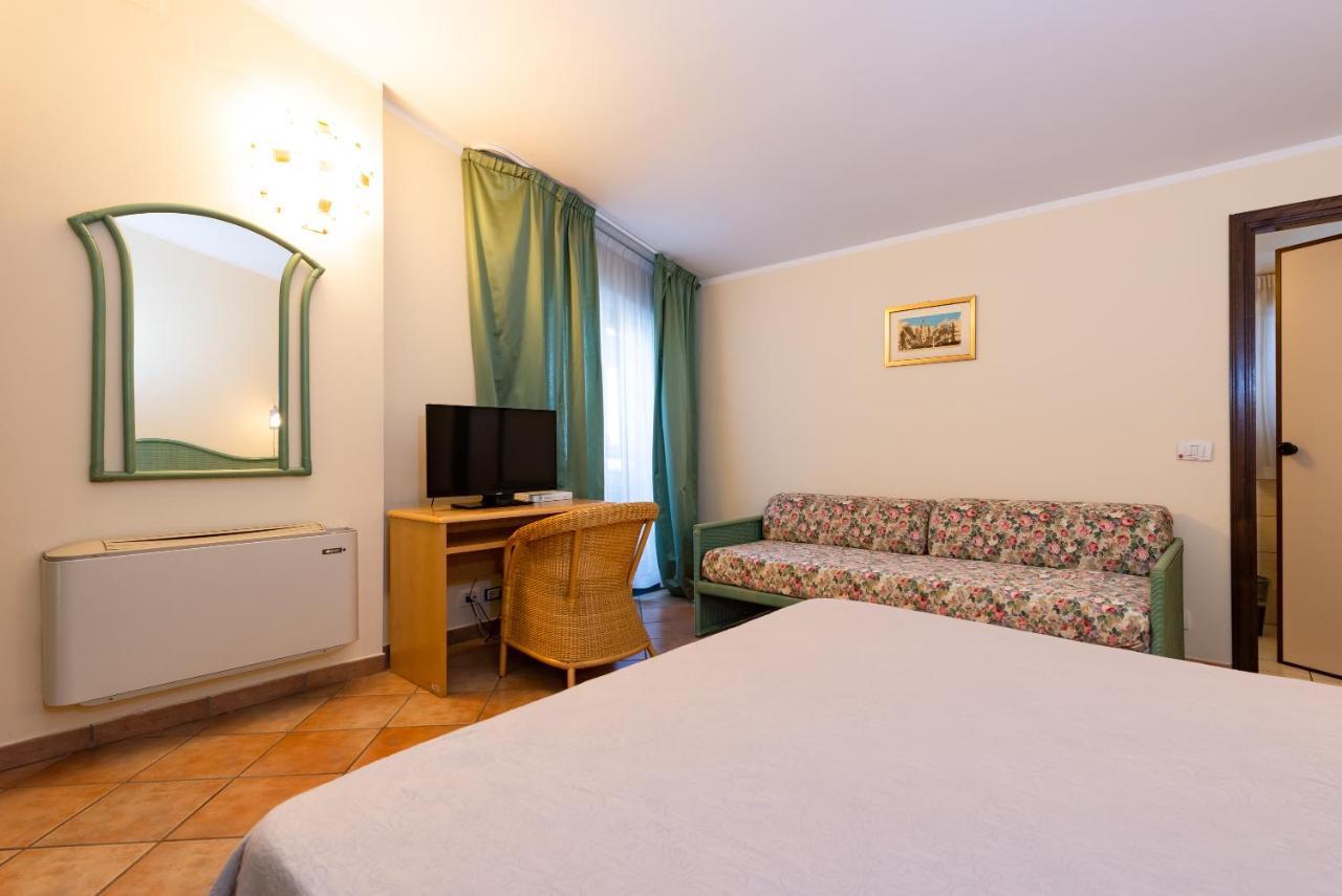 Hotel Il Ceppo Agropoli Kültér fotó