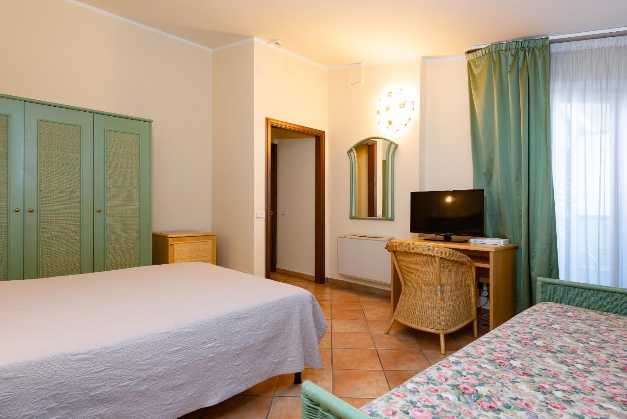 Hotel Il Ceppo Agropoli Kültér fotó
