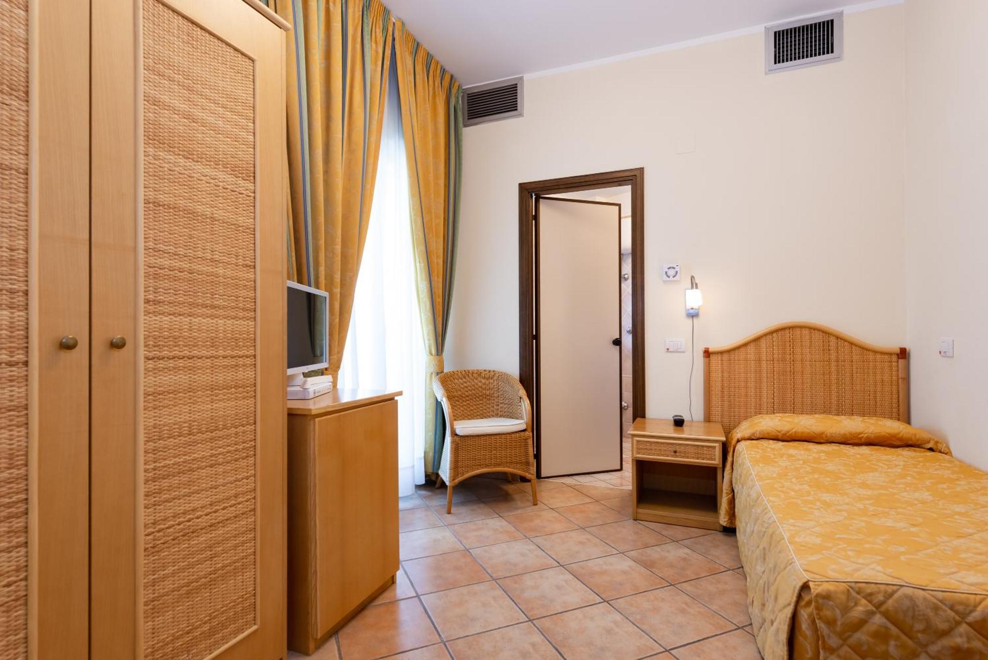 Hotel Il Ceppo Agropoli Kültér fotó