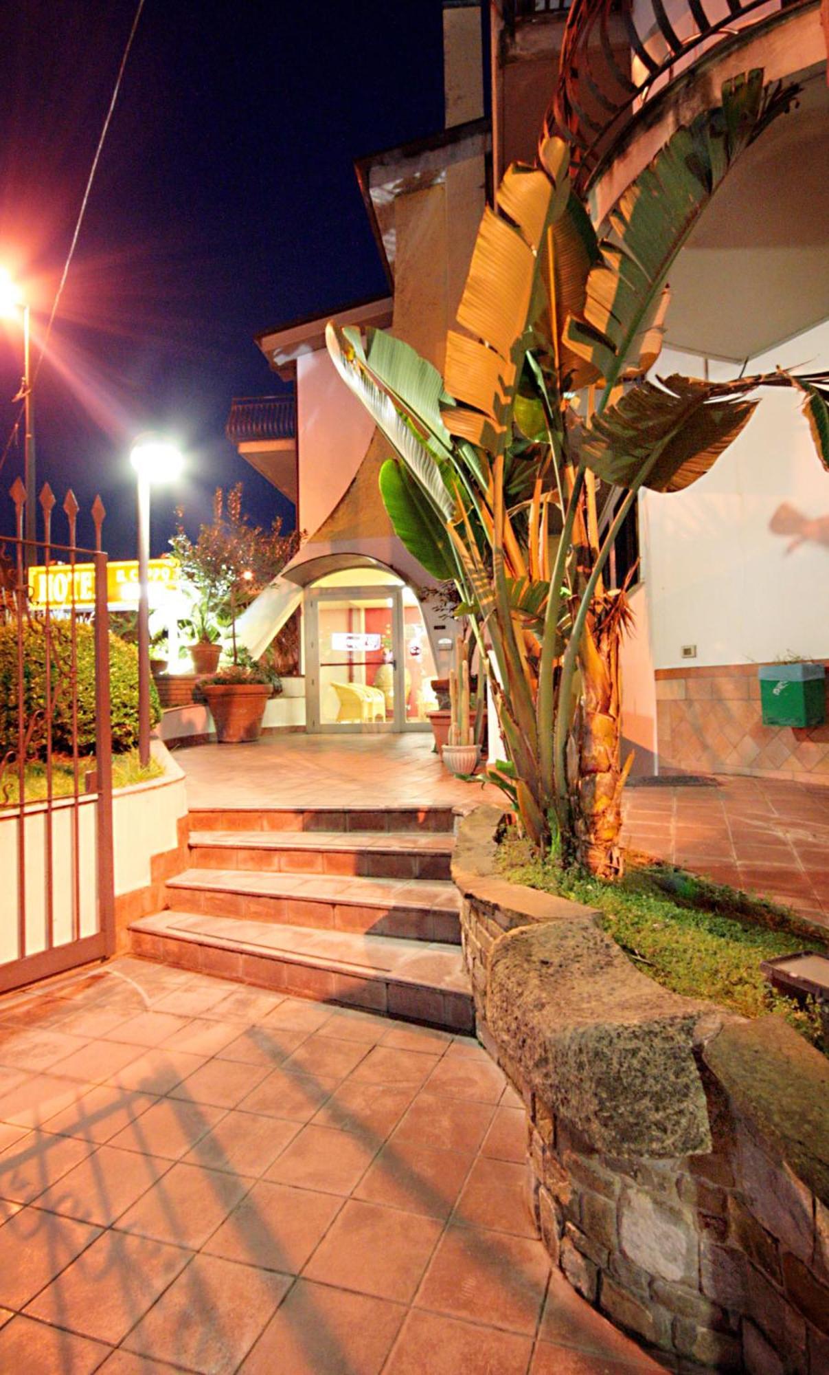 Hotel Il Ceppo Agropoli Kültér fotó