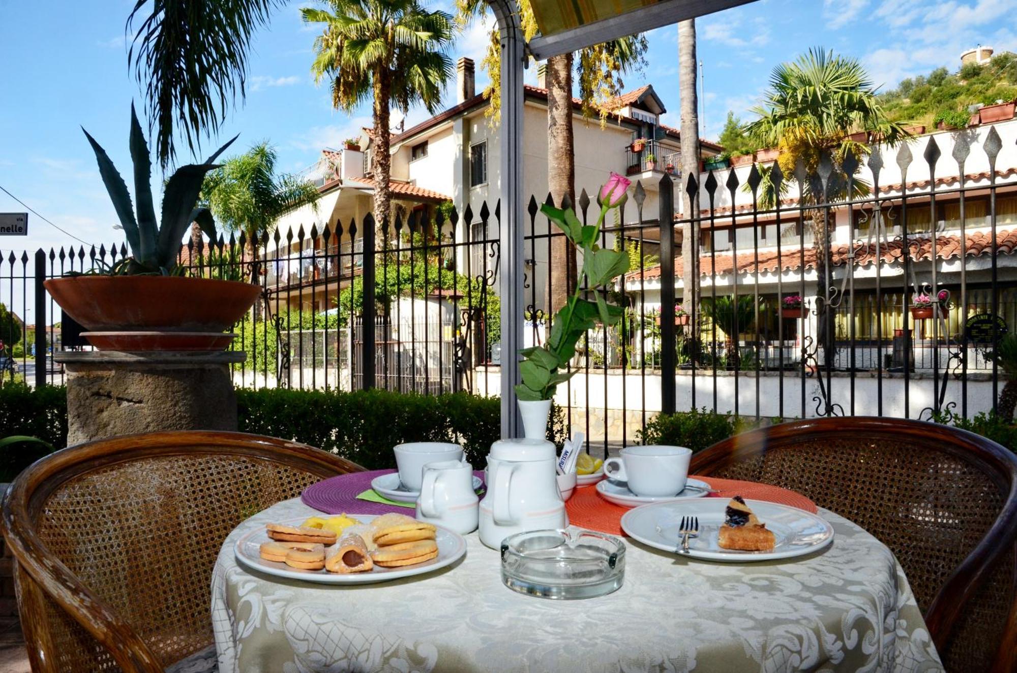 Hotel Il Ceppo Agropoli Kültér fotó